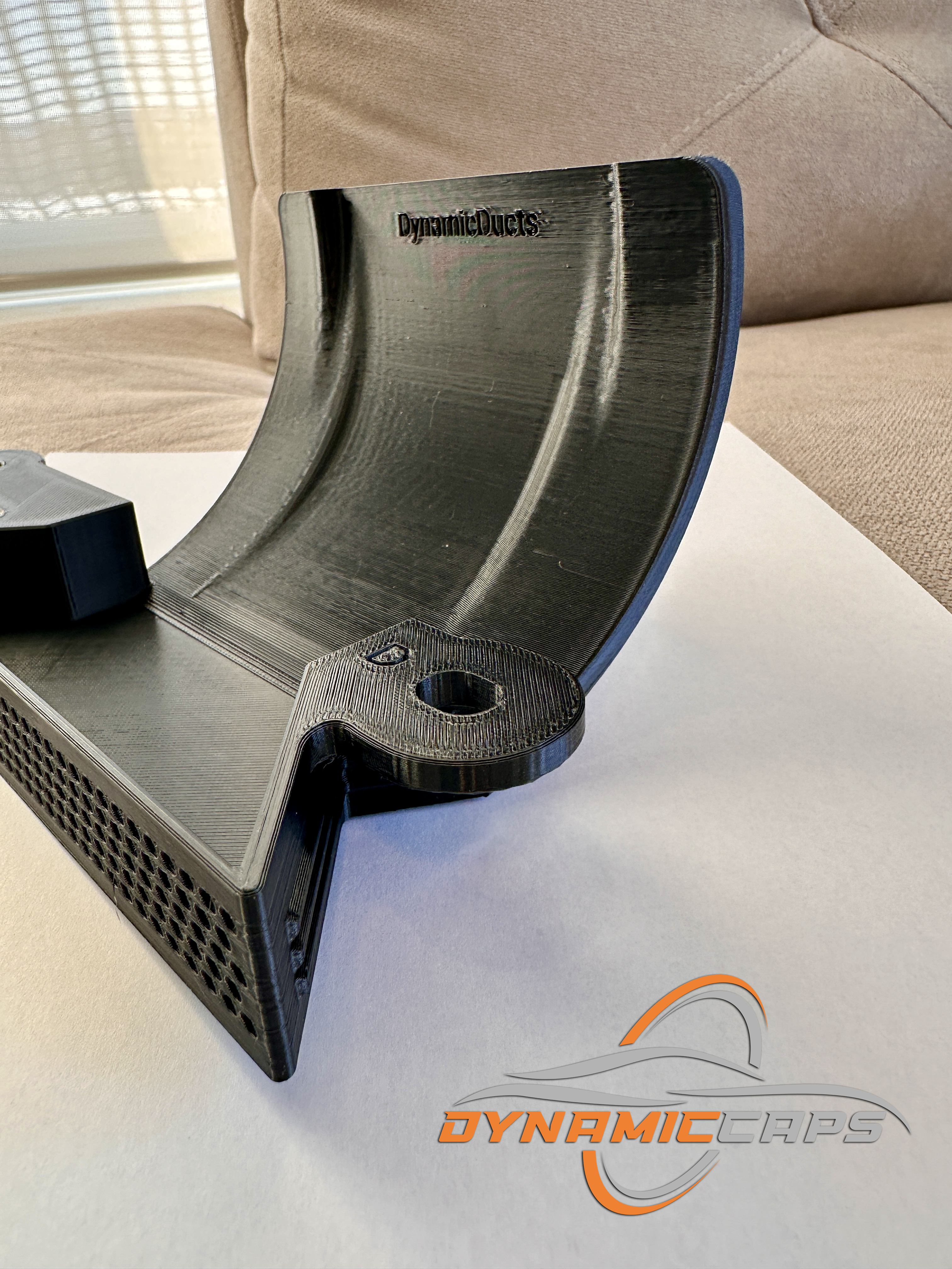 Améliorez votre Corvette C7 avec DynamicCaps 